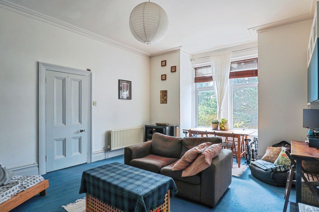 Property photo 3 of 19 Pbox-Img.Jpg