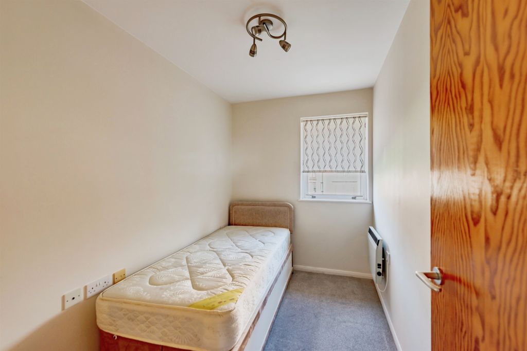 Additional image 5 of 2 bed flat for saleSackville Court, East Grinstead RH19