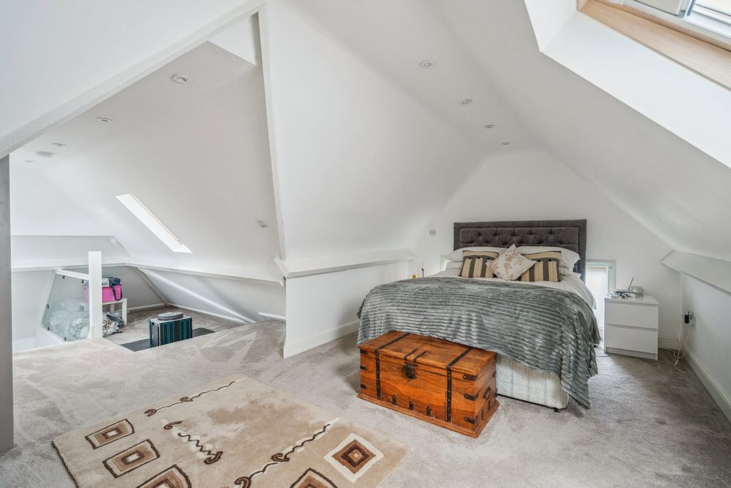 Additional image 10 of 5 bed detached house for saleElm Park Road, Pinner HA5