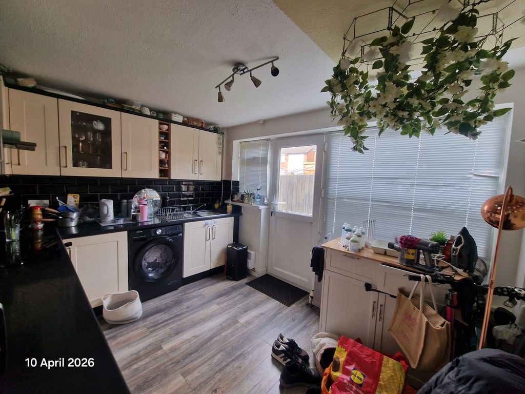 Property photo 3 of 11