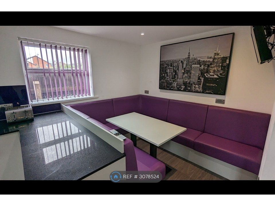 Property photo 2 of 35 Dining Area