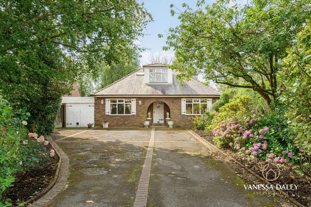 Property photo 1 of 50