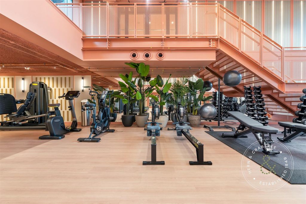 Property photo 3 of 18 24 Hour Gym