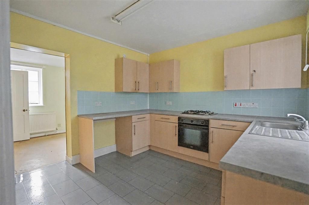 Property photo 3 of 13