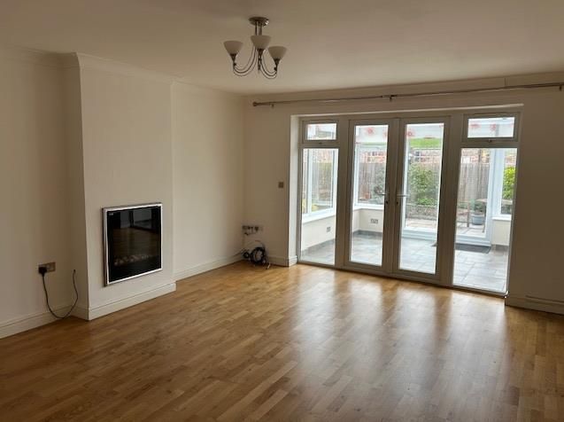 Property photo 2 of 14 Reception