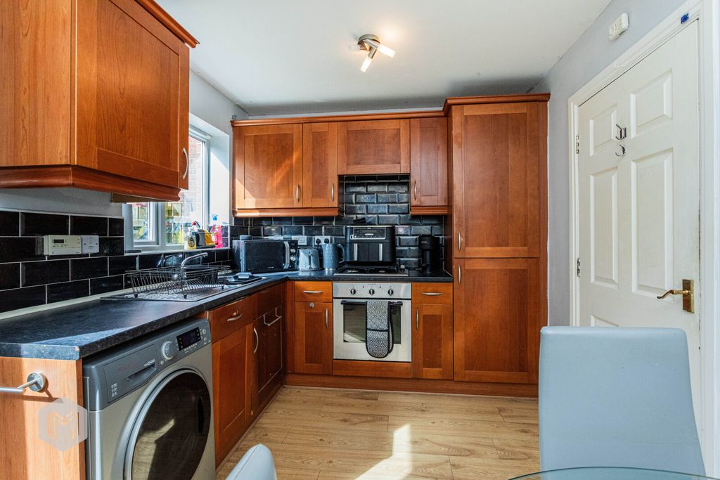 Property photo 3 of 18 Picture No. 21