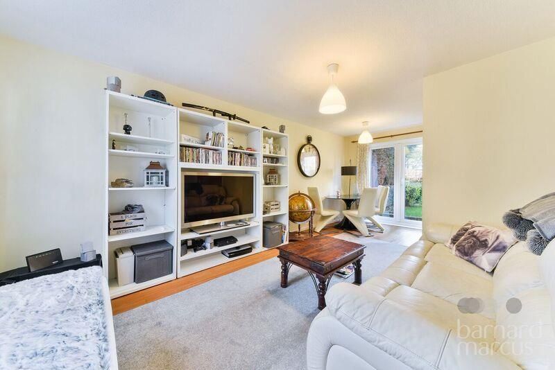 Property photo 1 of 8 Living Room