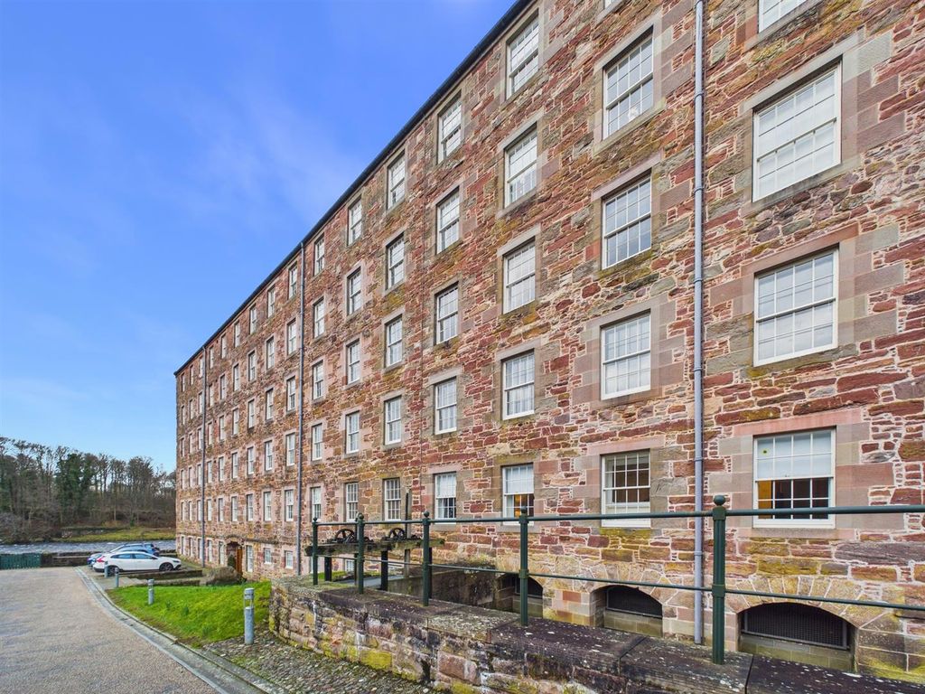 Property photo 1 of 16 Cam01486G0-Pr0993-Still017.Jpg