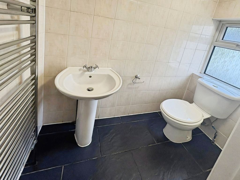 Property photo 3 of 4 03d209c2-3