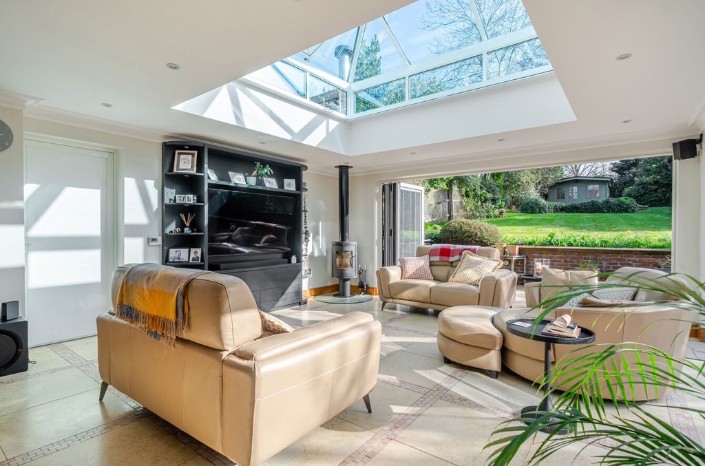 Property photo 3 of 28 1422697-13-69A9d0...