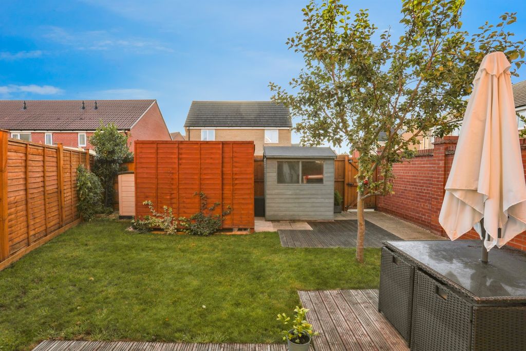 Property photo 2 of 15