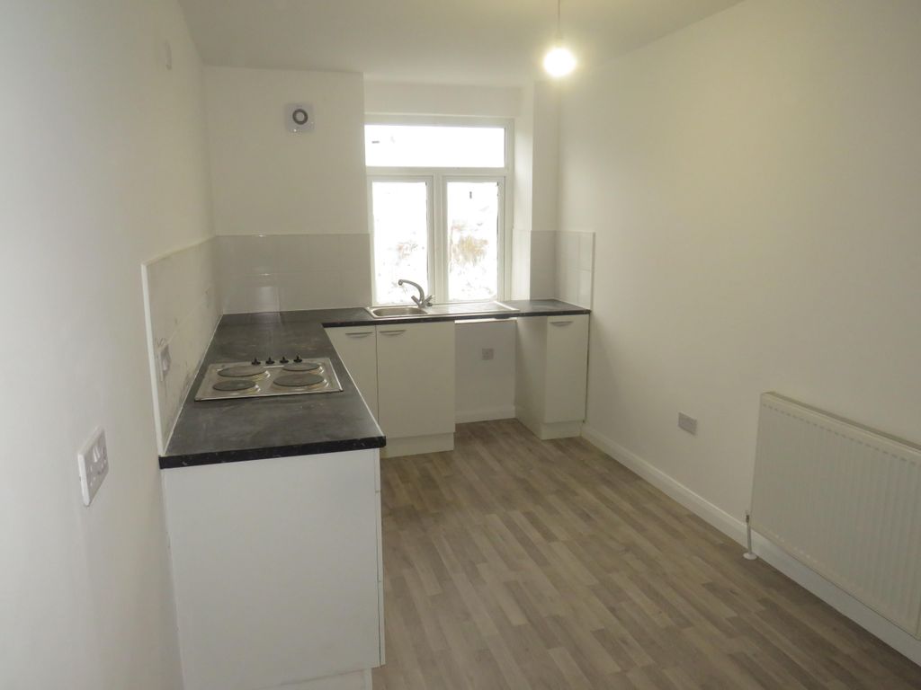 Property photo 3 of 6 Bedroom 1