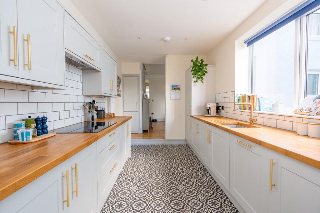 Property photo 1 of 28 Olh08152-Hdr-Edit.Jpg