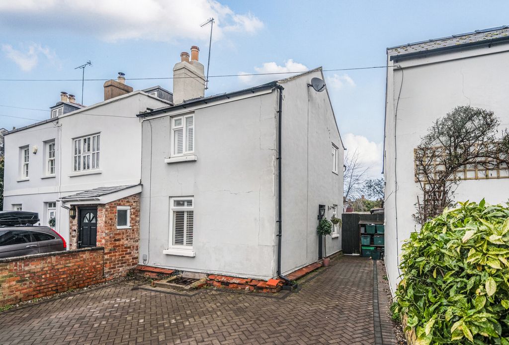 Property photo 2 of 13 1396202-1-6961318...