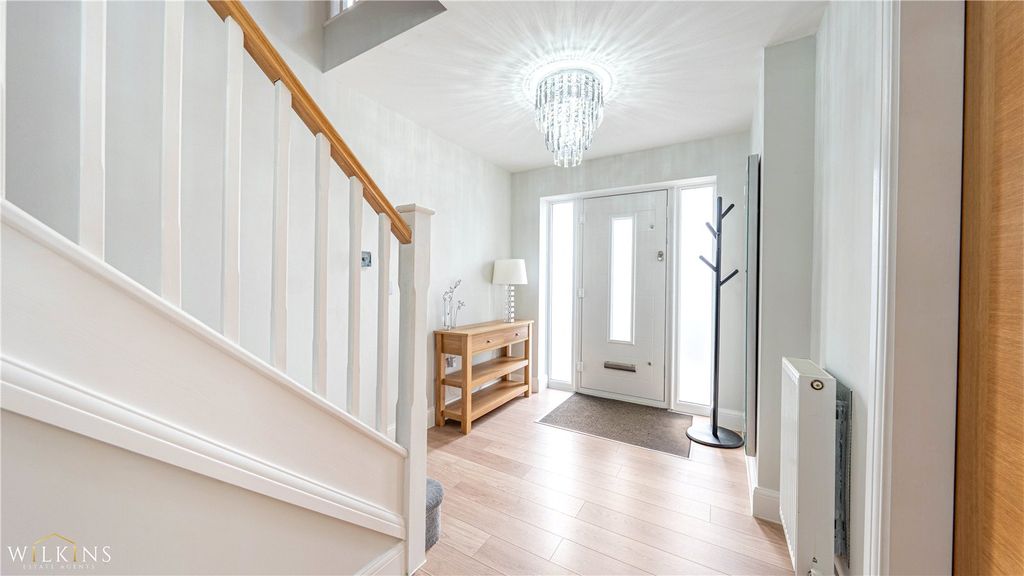 Property photo 3 of 48 Picture No. 28