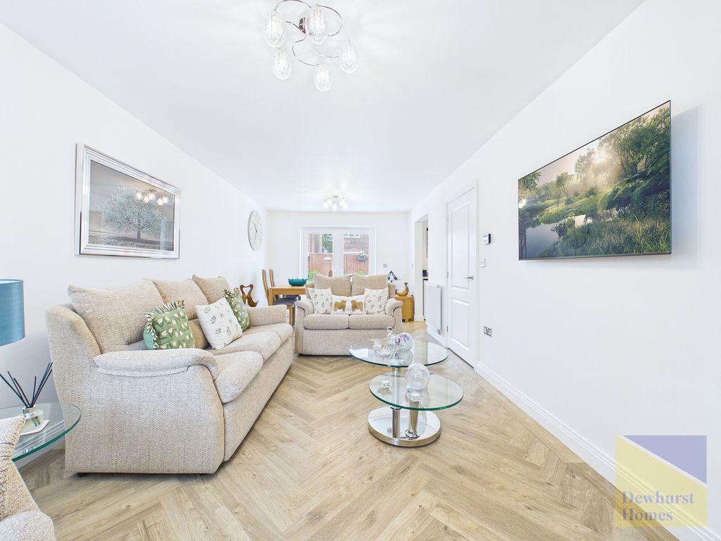 Property photo 2 of 34