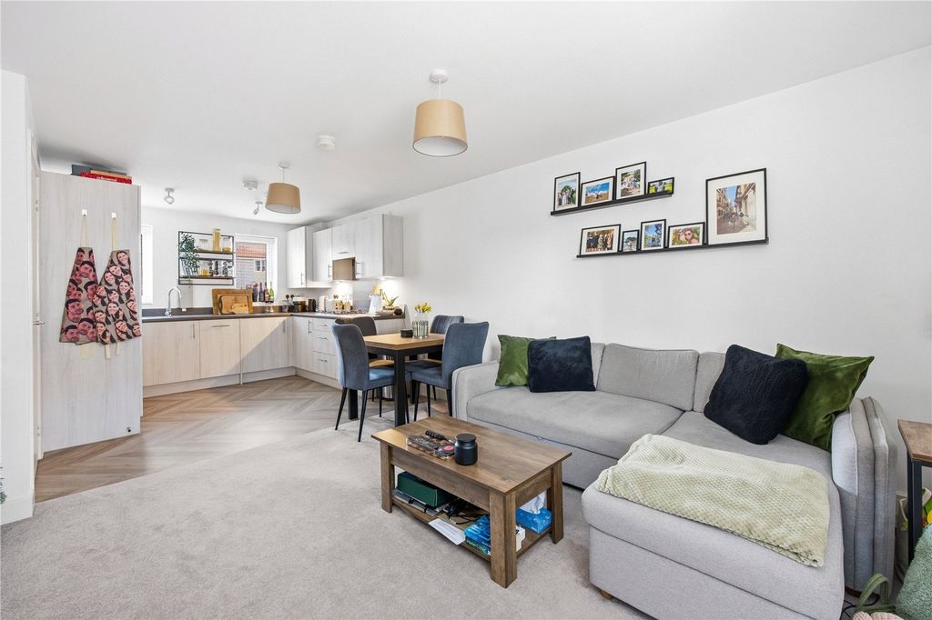 Property photo 3 of 13 Picture No. 06