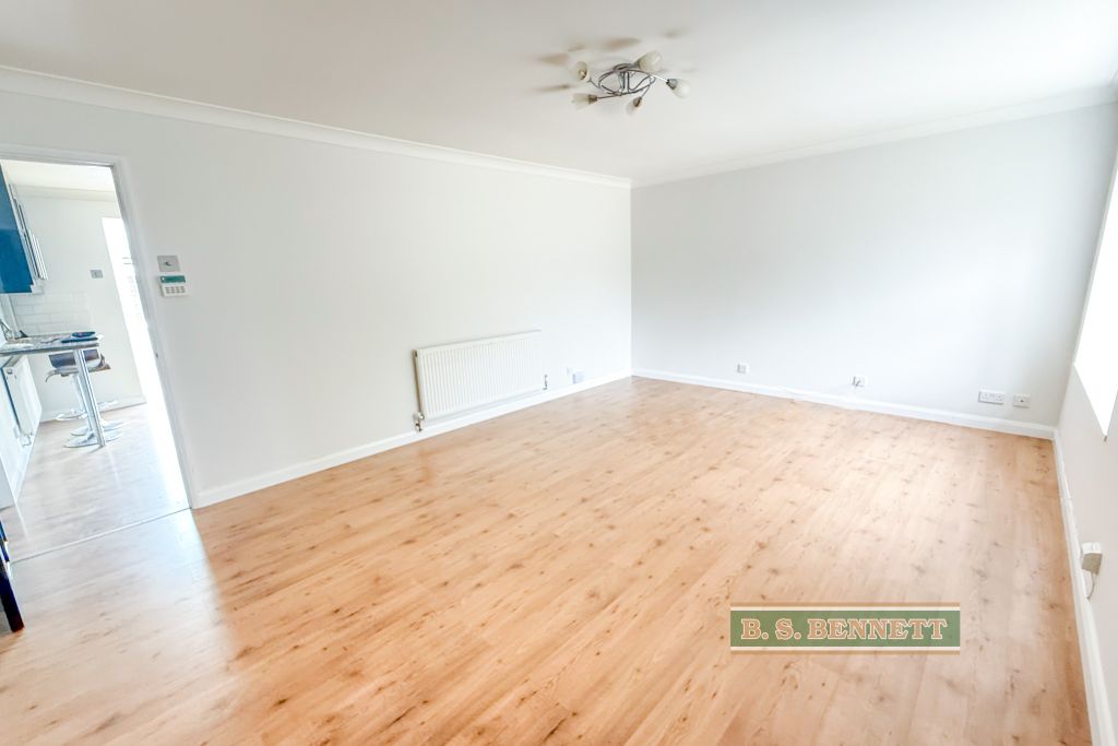 Property photo 3 of 16 Living Room