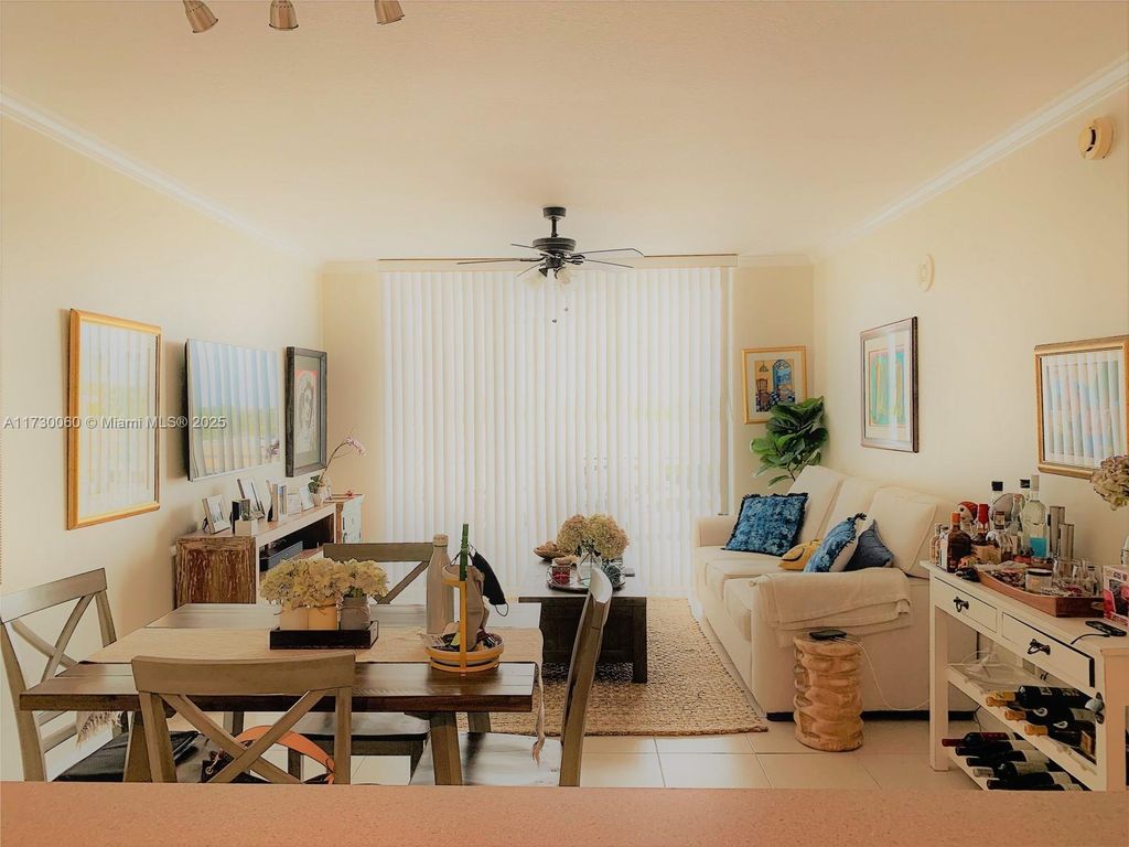 Property photo 2 of 36 <Alttext/>