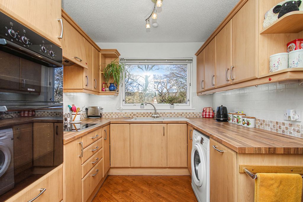 Additional image 4 of 2 bed detached bungalow for sale14 Loaning Crescent, Peebles EH45