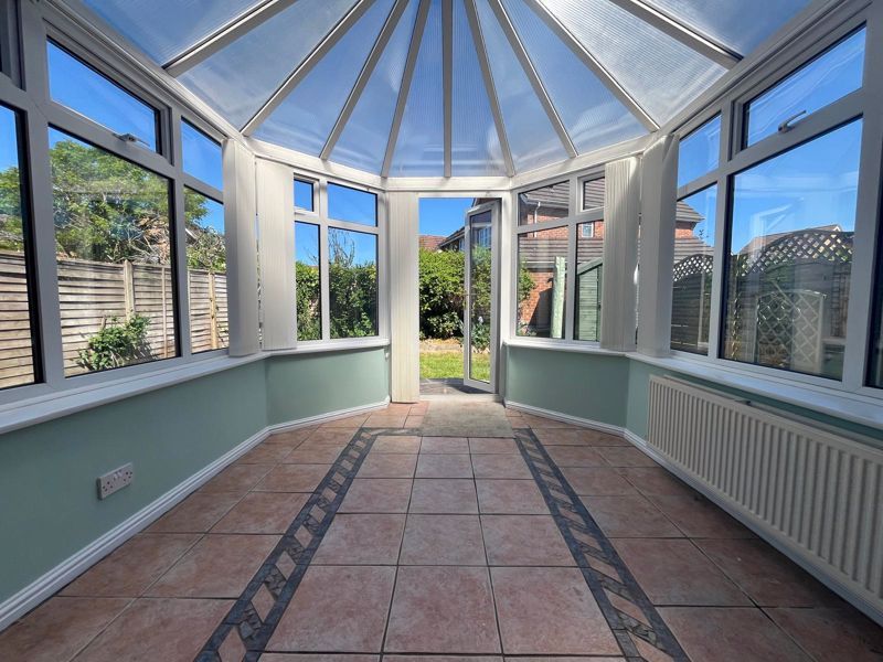 Property photo 2 of 31 Photo 37