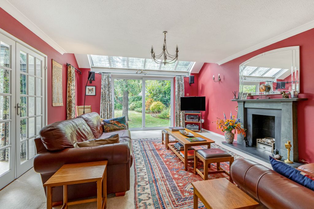 Property photo 2 of 13
