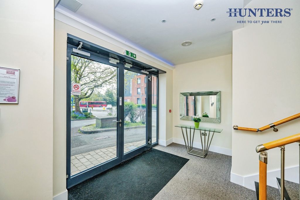 Property photo 3 of 18 Pbox-Img.Jpg
