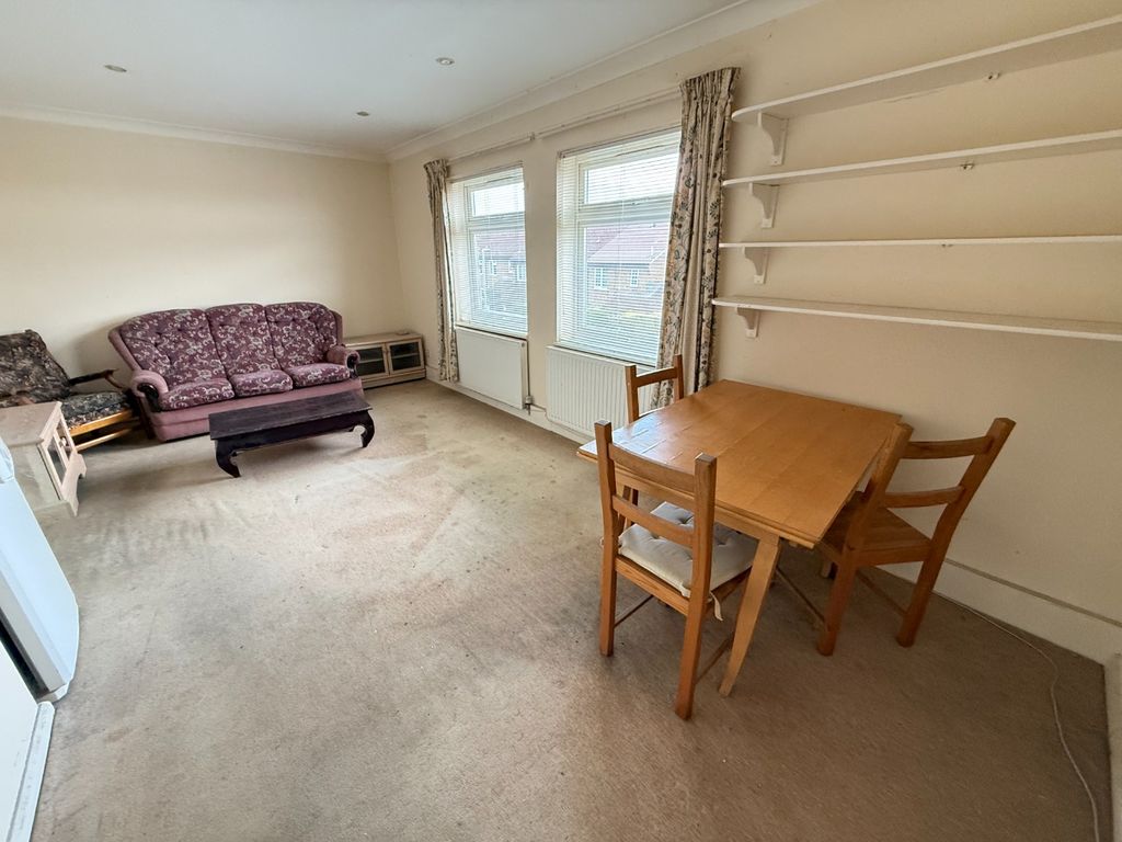 Property photo 2 of 9 4603054