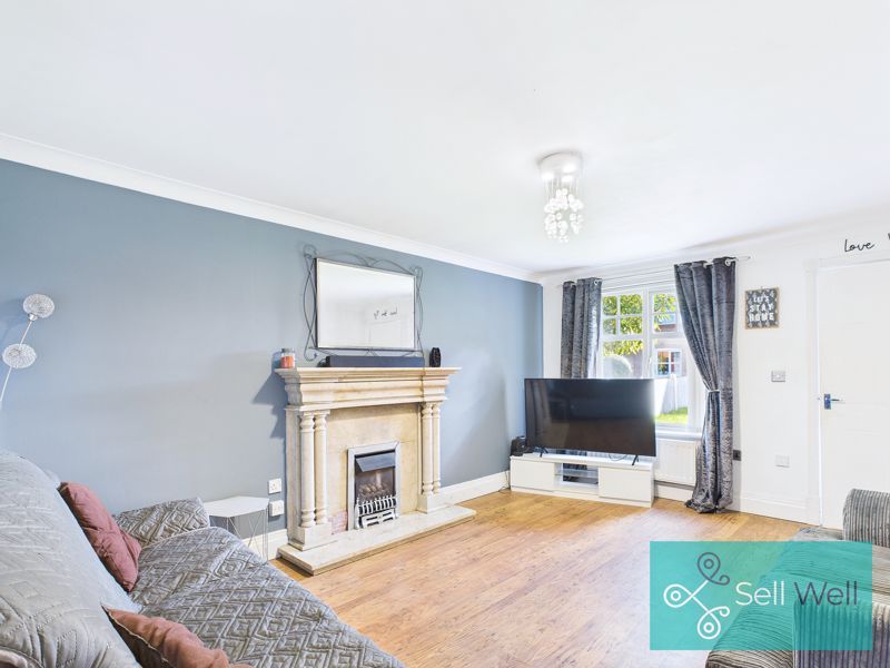 Property photo 2 of 17 Lounge