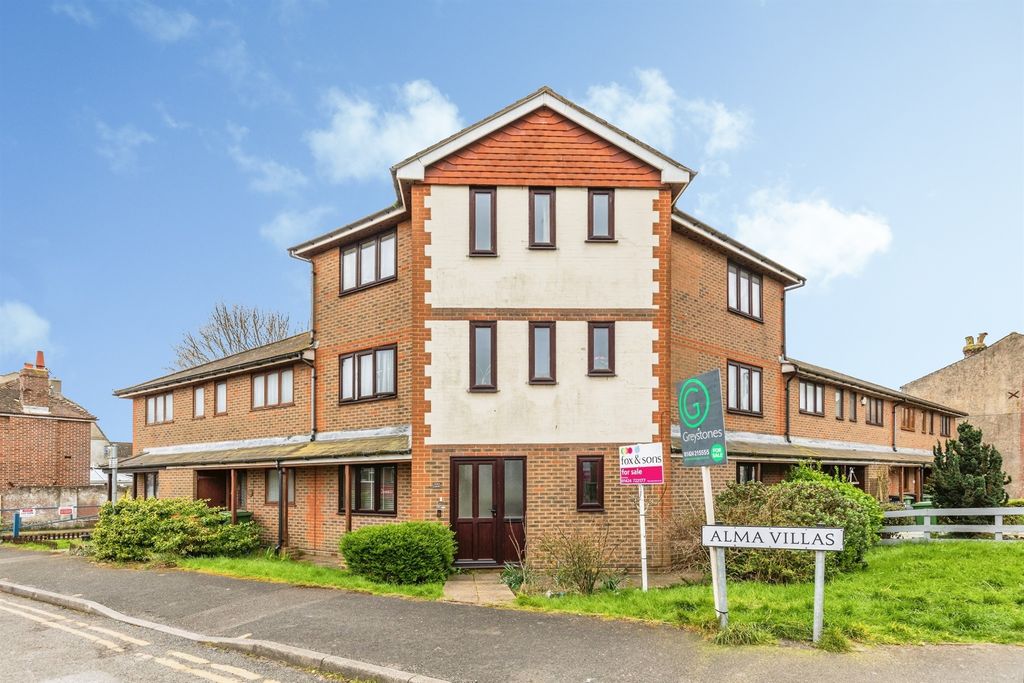 Property photo 1 of 14