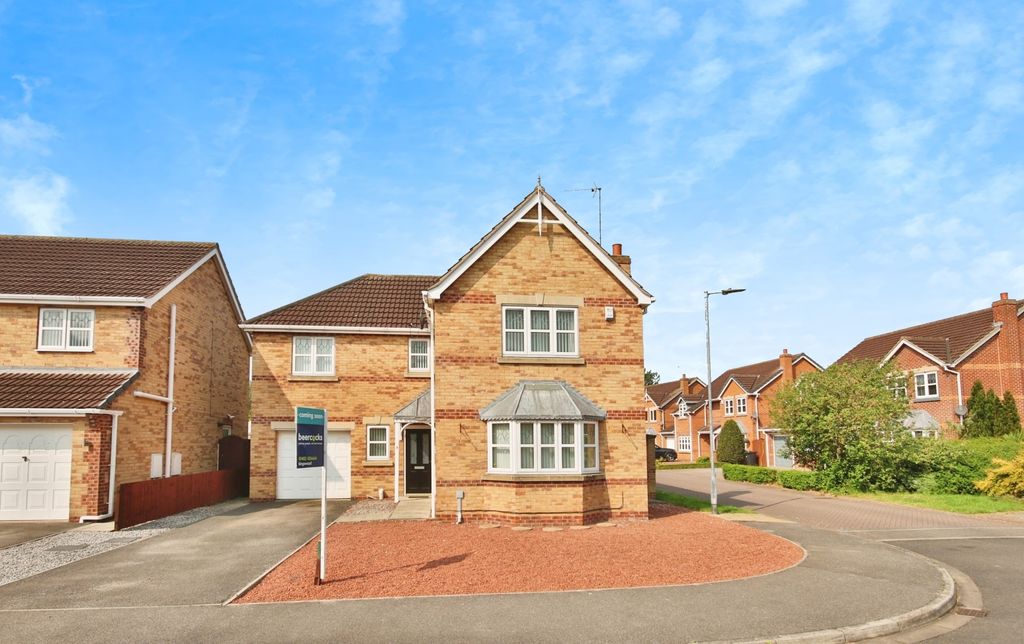 Property photo 1 of 19 4190572