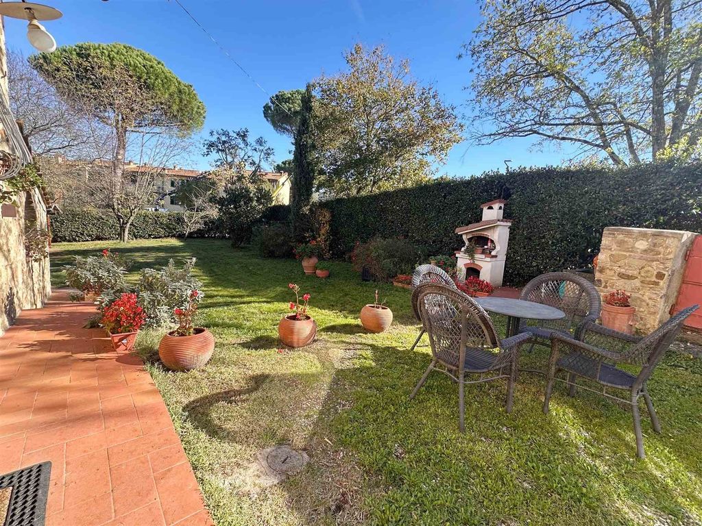 Property photo 1 of 30