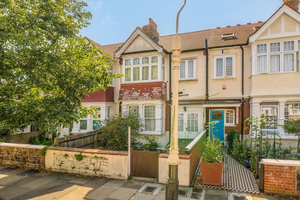 Property photo 1 of 5