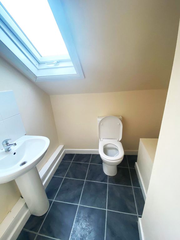 Property photo 3 of 4