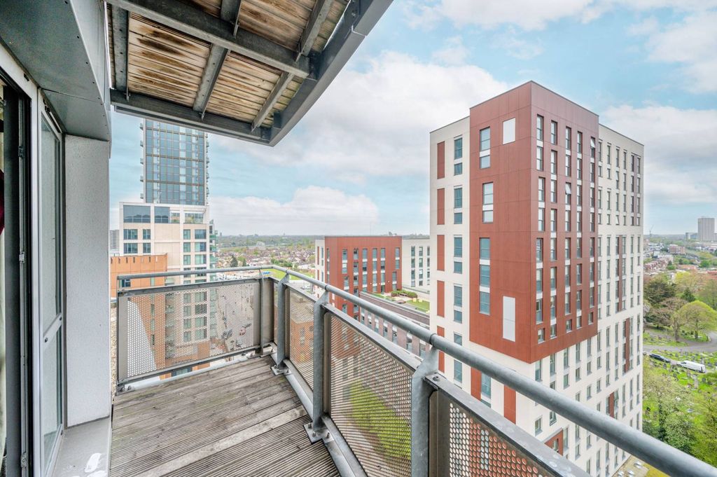 Property photo 3 of 10