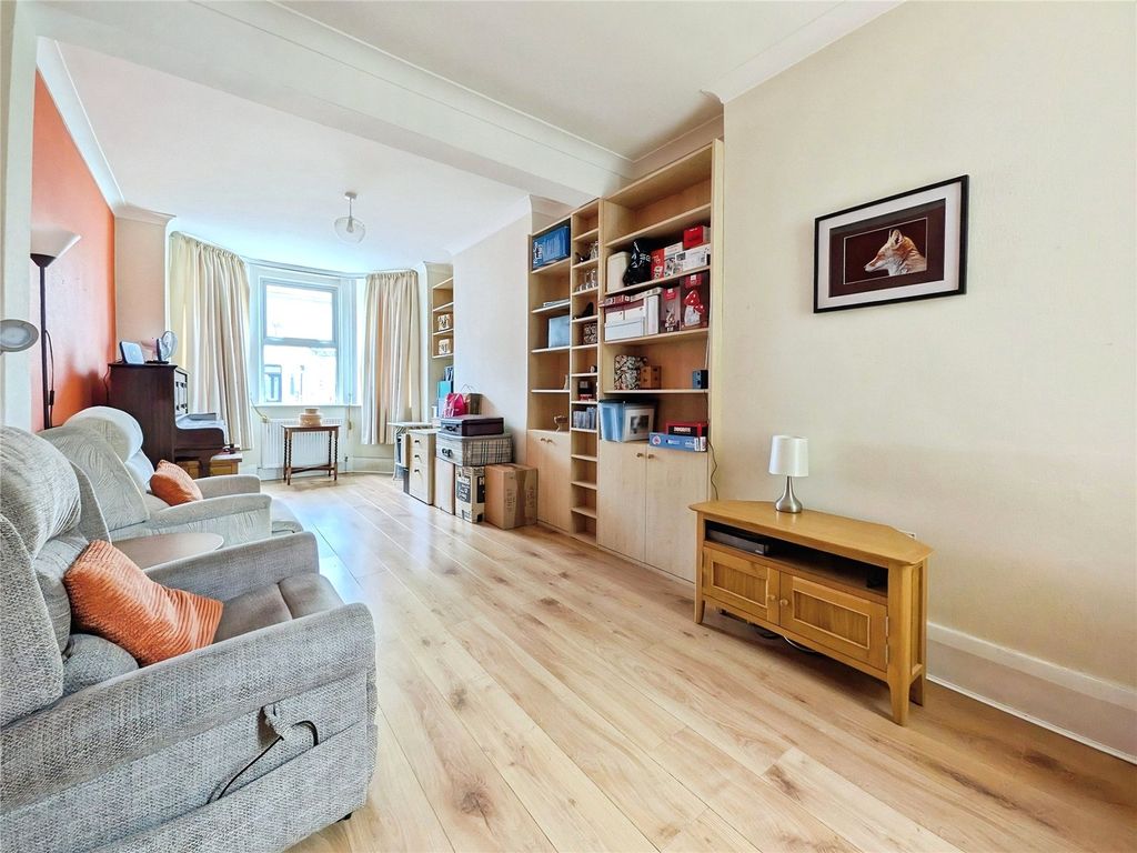Property photo 2 of 14 Picture No. 22