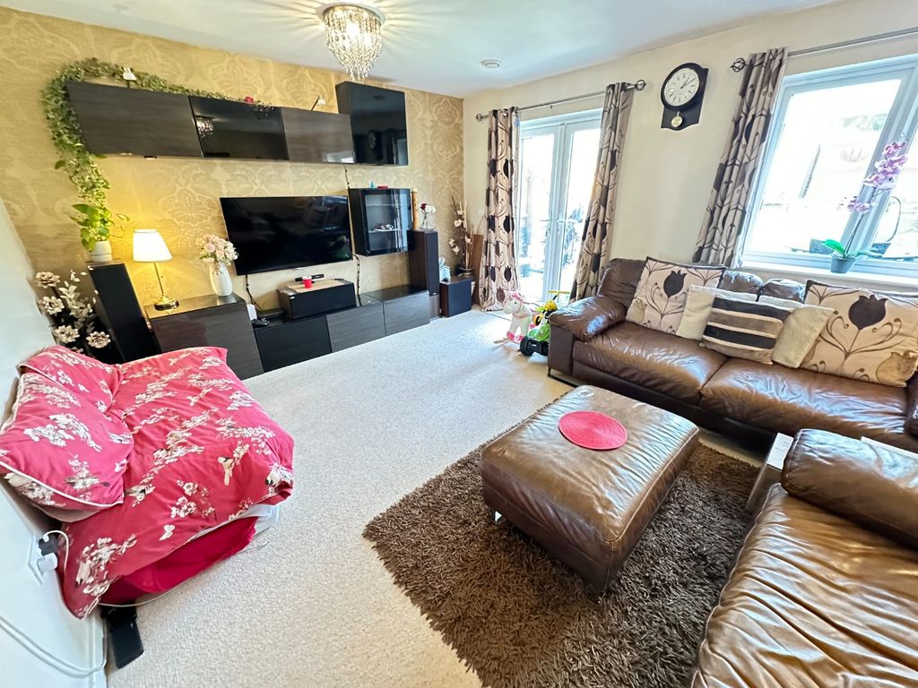 Property photo 2 of 14 3300152