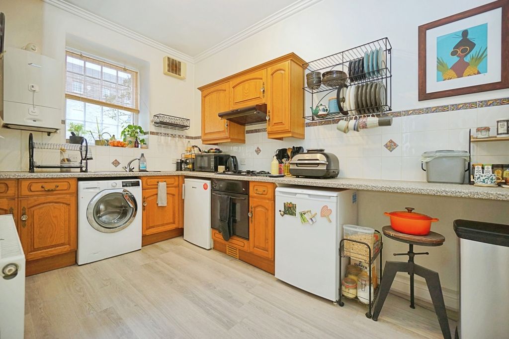 Property photo 3 of 23 Photo