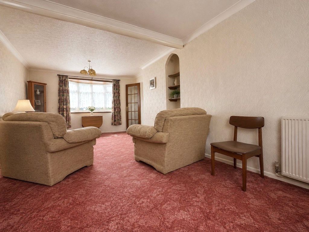 Property photo 3 of 15 Living Dining Room