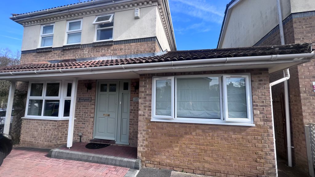 Property photo 1 of 7 Front View