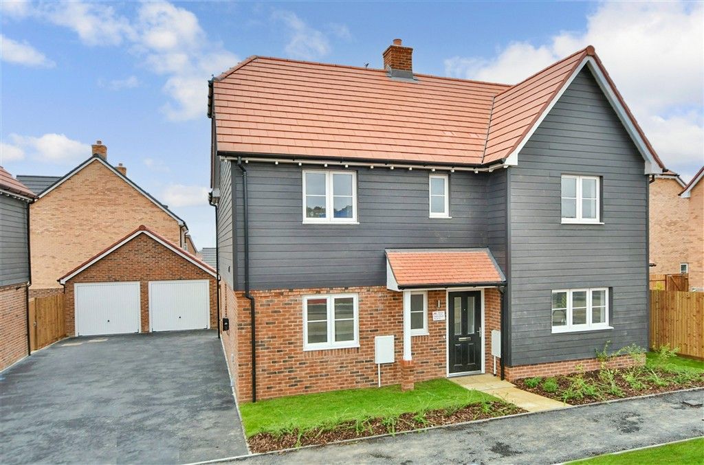 Property photo 1 of 6 Front Example