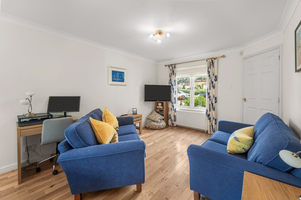 Property photo 2 of 19