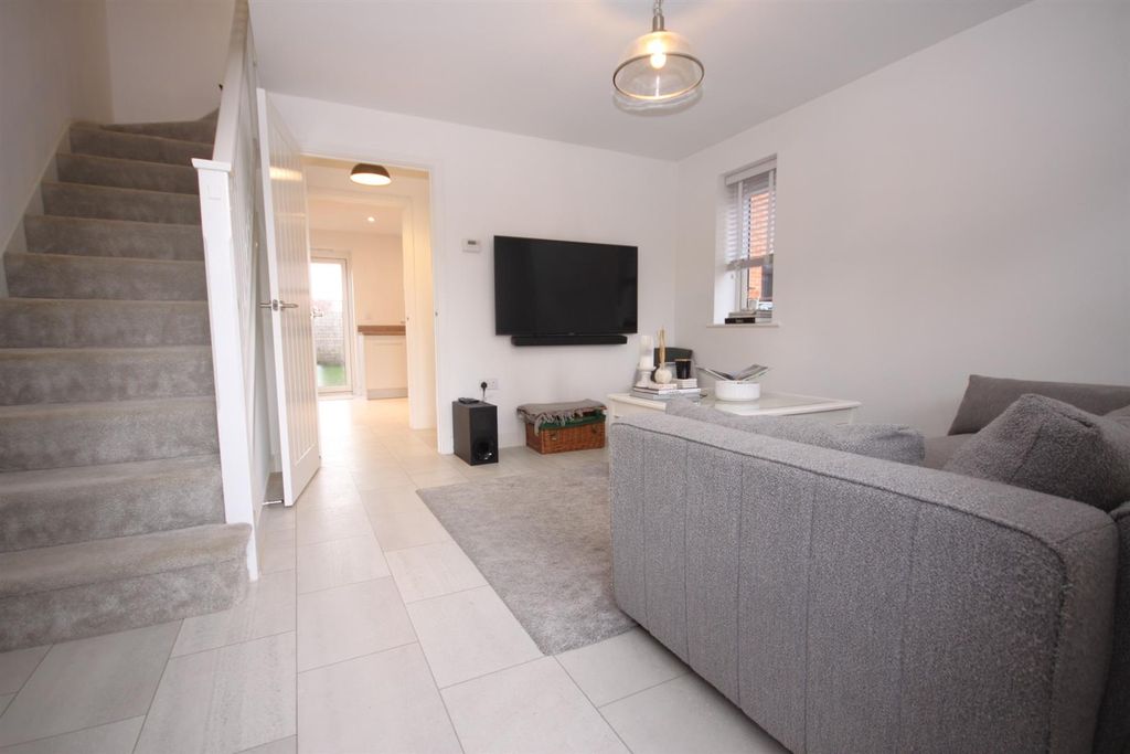 Property photo 3 of 11 Img_1597.Jpg