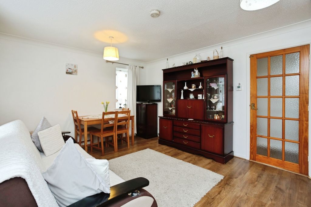 Property photo 2 of 13 Pbox-Img.Jpg