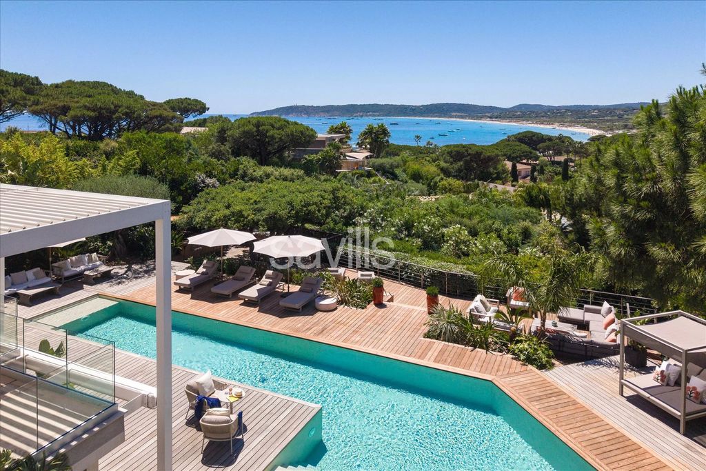 Property photo 1 of 18 Fully Renovated Villa With Stunning Views Over The Bay Of Pampelonne
