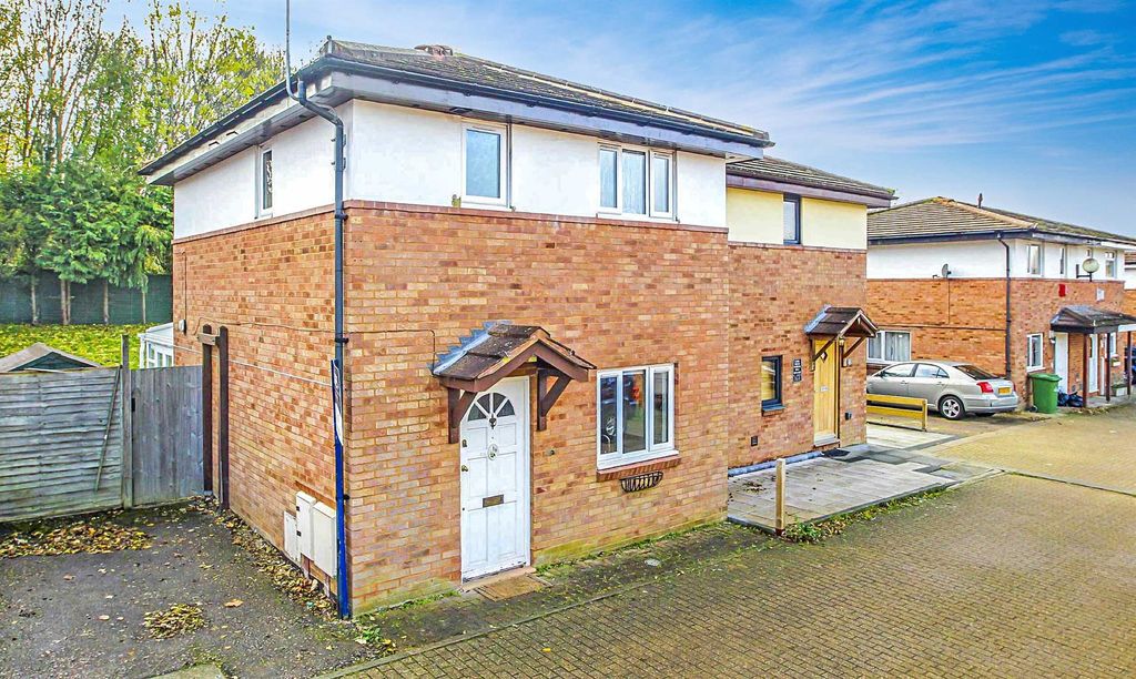Property photo 1 of 11