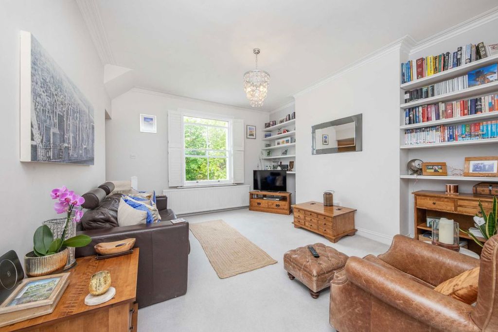 Property photo 2 of 5