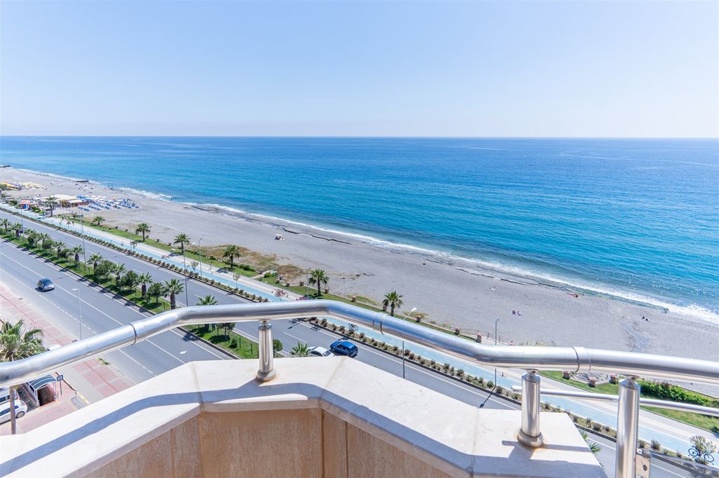 Property photo 3 of 26 Immaculate Seafront Apartment In Mahmutlar, Alanya For Sale - Picturesque Sea Views