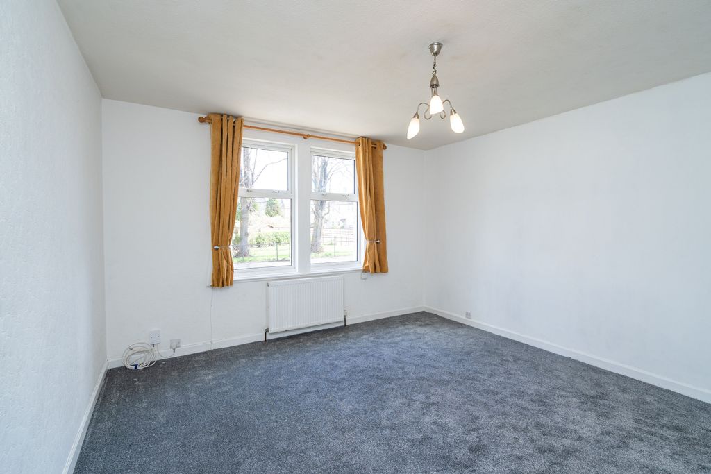 Property photo 3 of 18 Property Image 3