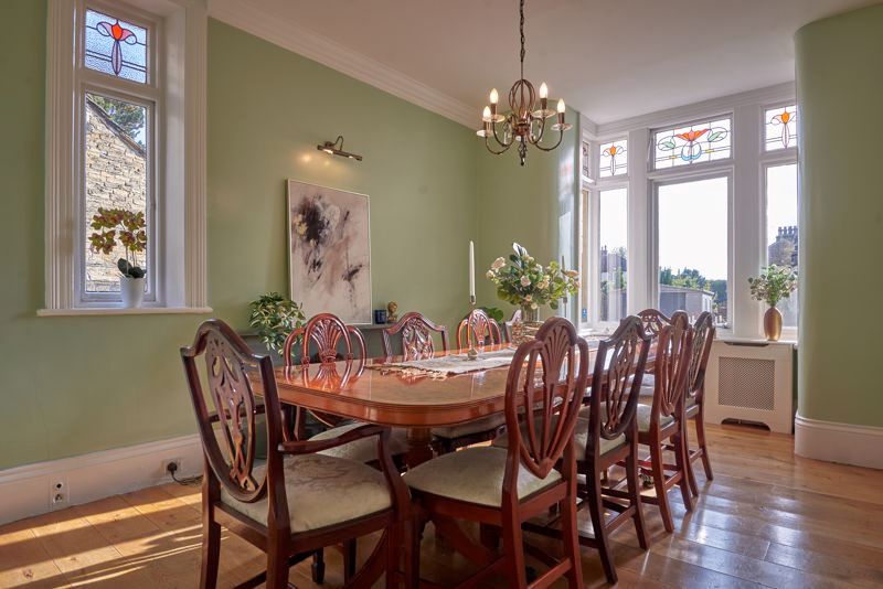 Property photo 3 of 52 Photo 13